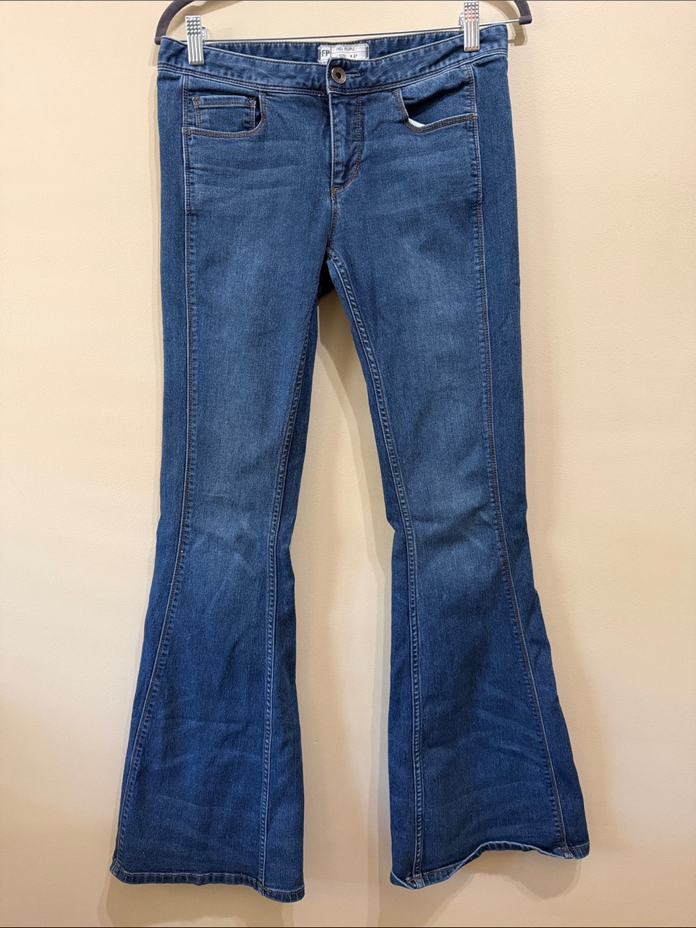 Free People Penny Low Rise Blue Flared Jeans Stretch Size 27